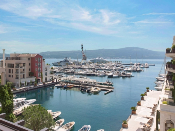 Trosoban stan 361 m² – Gorica, Tivat — fotografija 15