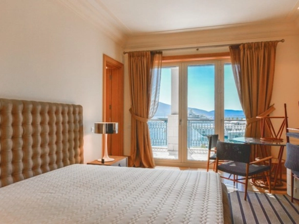 Trosoban stan 241 m² – Seljanovo, Tivat — fotografija 14
