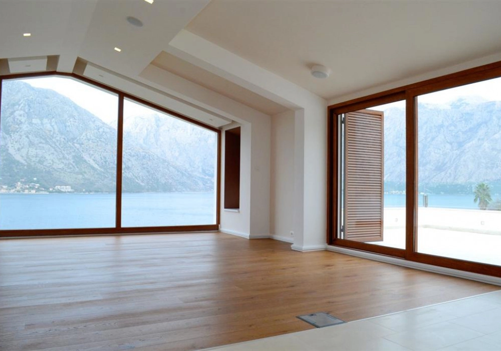 Nova-kuca-kraj-mora-u-Stolivu-Kotor Nova kuća u Stolivu