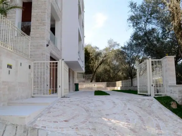 Kuća 586 m² – Stoliv, Kotor — fotografija 7