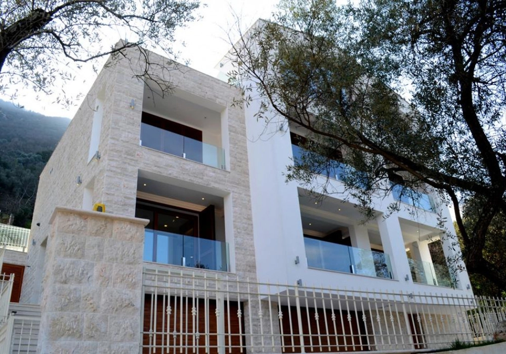 Nova-kuca-kraj-mora-u-Stolivu-Kotor-7 Kuća 586 m² – Stoliv, Kotor — fotografija 8