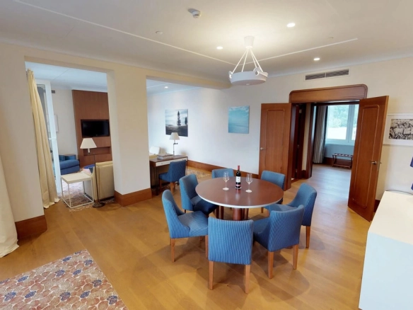 Dvosoban stan 208 m² – Gorica, Tivat — fotografija 7