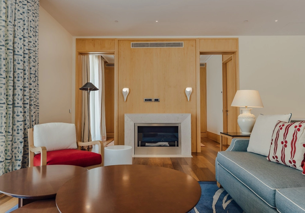 Trosoban-stan-sa-terasom-i-bazenom-Gorica-Tivat-11 Trosoban stan 220 m² – Gorica, Tivat — fotografija 12