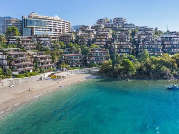 Četvorosoban stan 288 m² – Boreti, Budva — fotografija 2