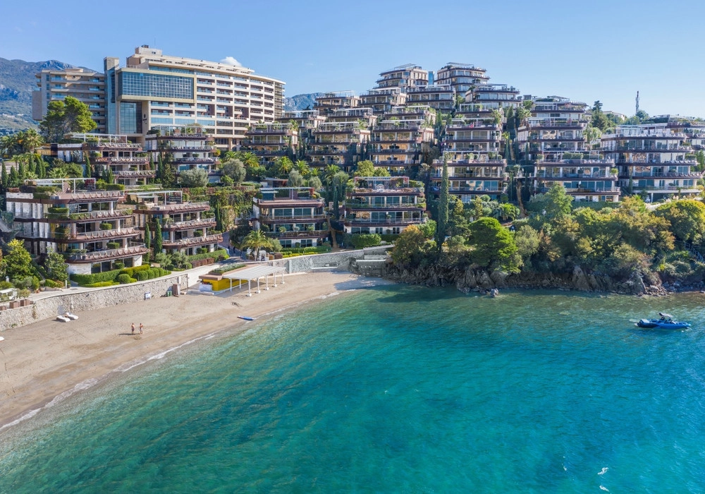 Cetvorosoban-stan-u-kompleksu-Dukley-Gardens-Boreti-Budva-1 Četvorosoban stan 288 m² – Boreti, Budva — fotografija 2
