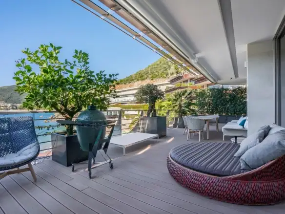 Četvorosoban stan 288 m² – Boreti, Budva — fotografija 11