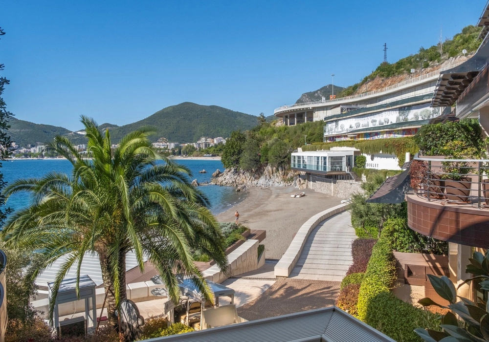 Cetvorosoban-stan-u-kompleksu-Dukley-Gardens-Boreti-Budva-11 Četvorosoban stan 288 m² – Boreti, Budva — fotografija 12