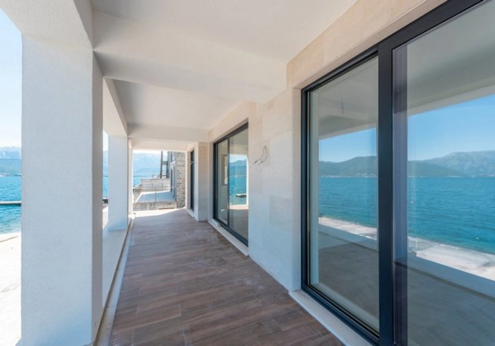 Nova-kuca-sa-bazenom-u-Krasicima-Tivat-7 Kuća – Krašići, Tivat — fotografija 8