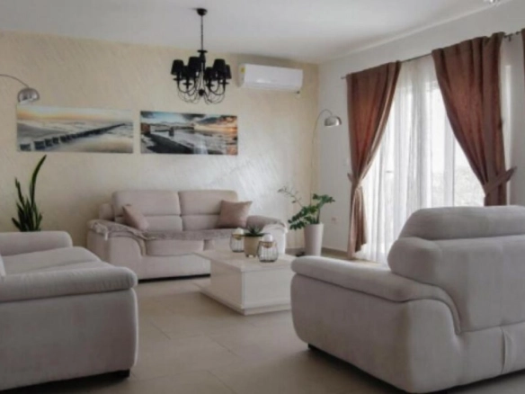 Kuća 2.000 m² – Budva — fotografija 2