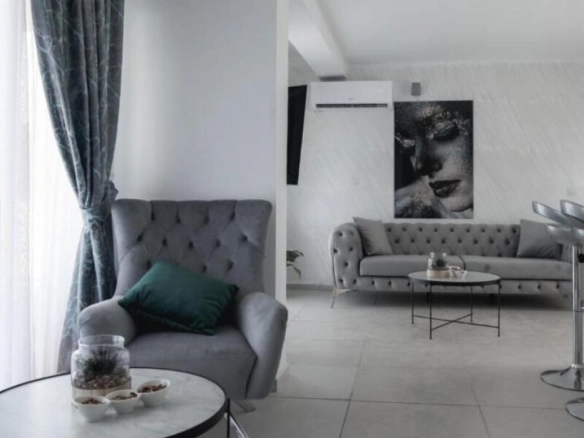 Kuća 2.000 m² – Budva — fotografija 4