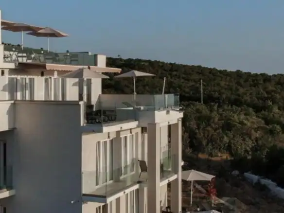 Kuća 2.000 m² – Budva — fotografija 13