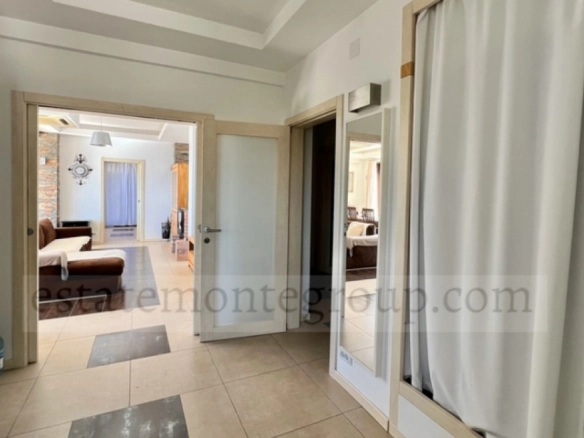 Kuća 392 m² – Budva — fotografija 4
