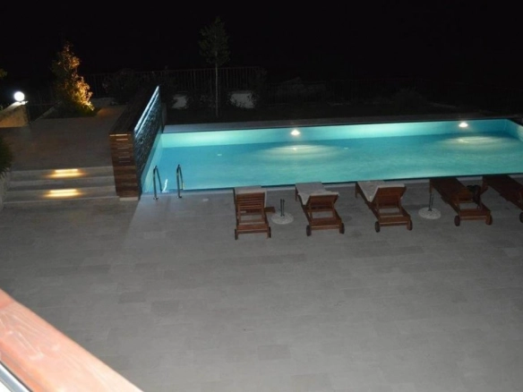 Kuća 600 m² – Blizikuće, Budva — fotografija 12