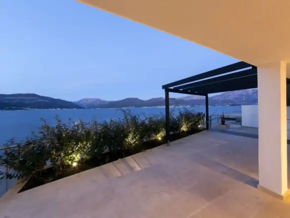Kuća 300 m² – Krašići, Tivat — fotografija 8