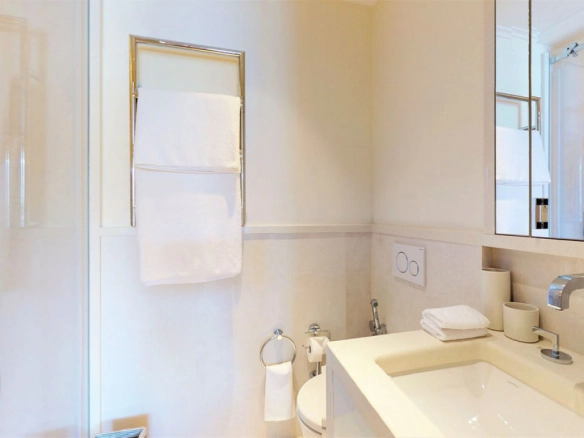 Trosoban stan 220 m² – Gorica, Tivat — fotografija 11