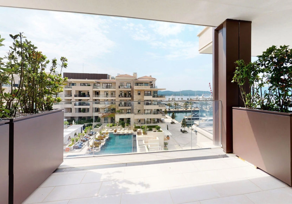 Trosoban-stan-u-Porto-Montenegru-Gorica-Tivat-11 Trosoban stan 220 m² – Gorica, Tivat — fotografija 12