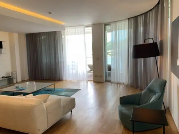 Trosoban stan 505 m² – Boreti, Budva — fotografija 4