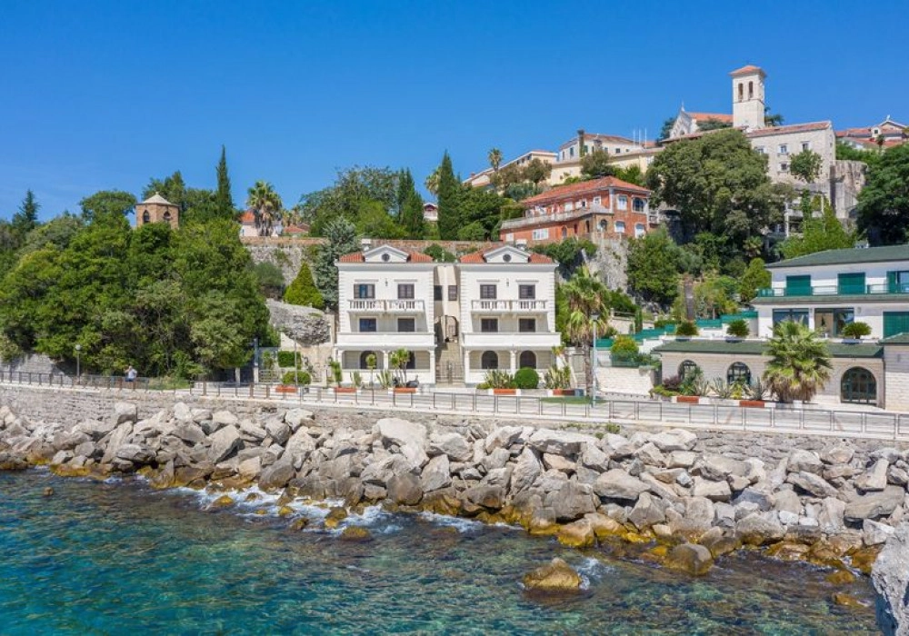 Kuca-uz-more-u-Savini-Herceg-Novi-1 Kuća 564 m² – Savina, Herceg Novi — fotografija 2