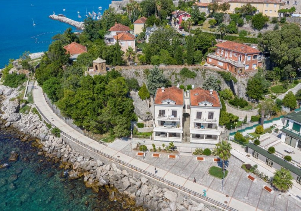 Kuca-uz-more-u-Savini-Herceg-Novi-2 Kuća 564 m² – Savina, Herceg Novi — fotografija 3