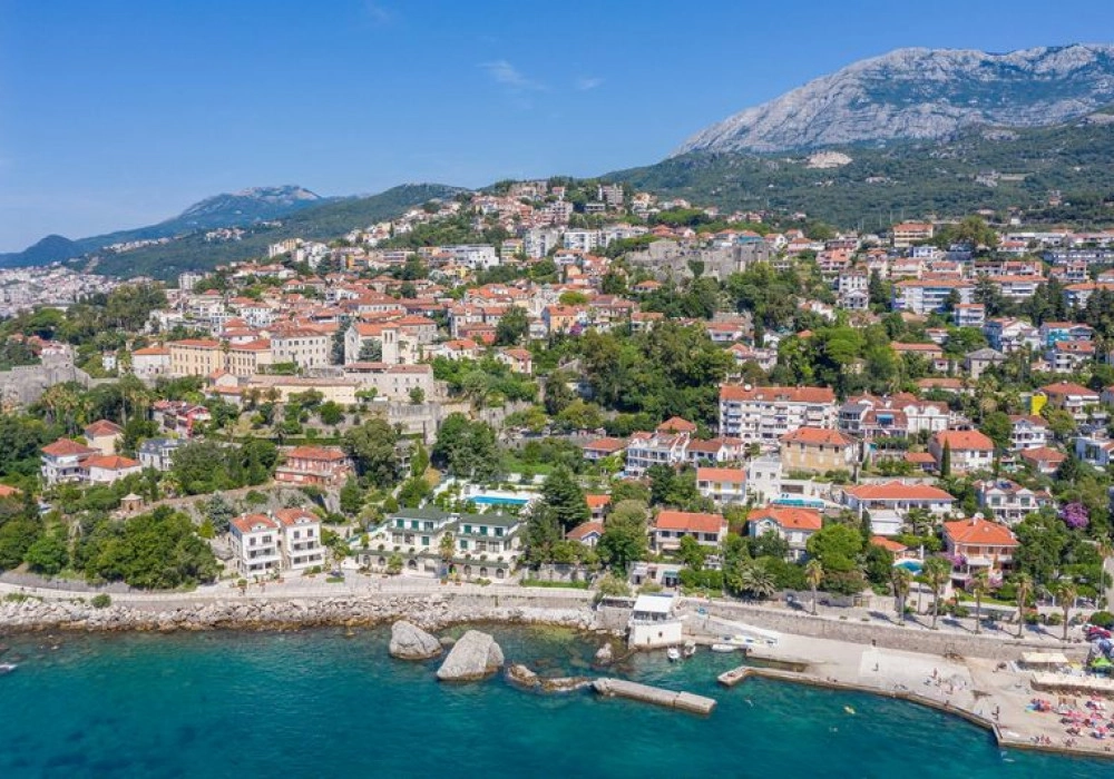 Kuca-uz-more-u-Savini-Herceg-Novi-3 Kuća 564 m² – Savina, Herceg Novi — fotografija 4