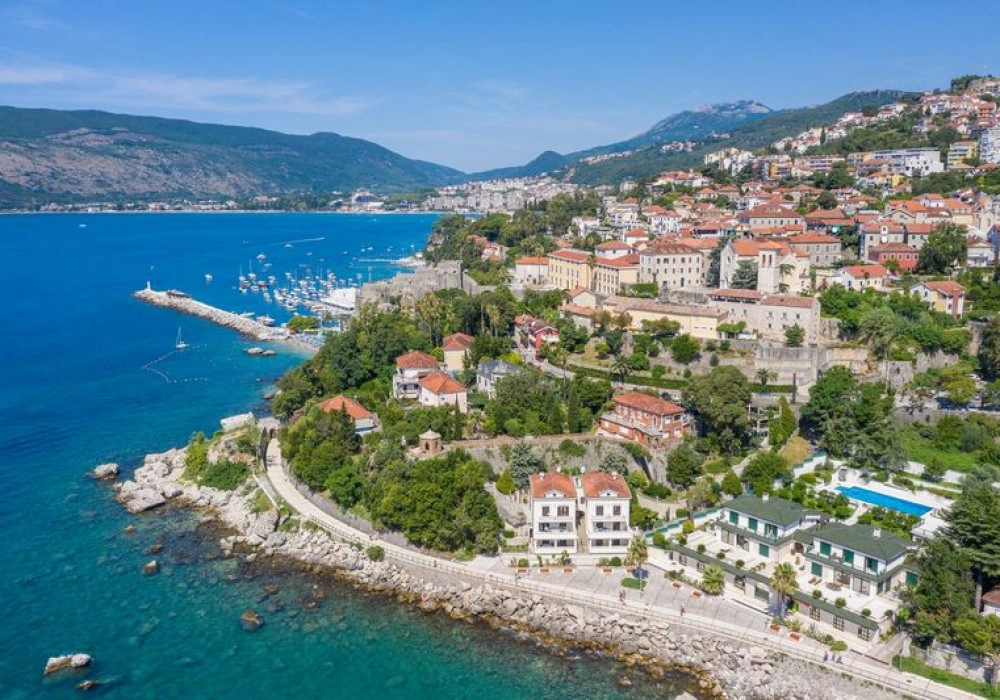Kuca-uz-more-u-Savini-Herceg-Novi-4 Kuća 564 m² – Savina, Herceg Novi — fotografija 5
