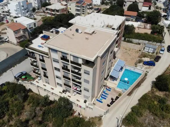Hotel 740 m² – Dobra Voda, Bar — fotografija 3