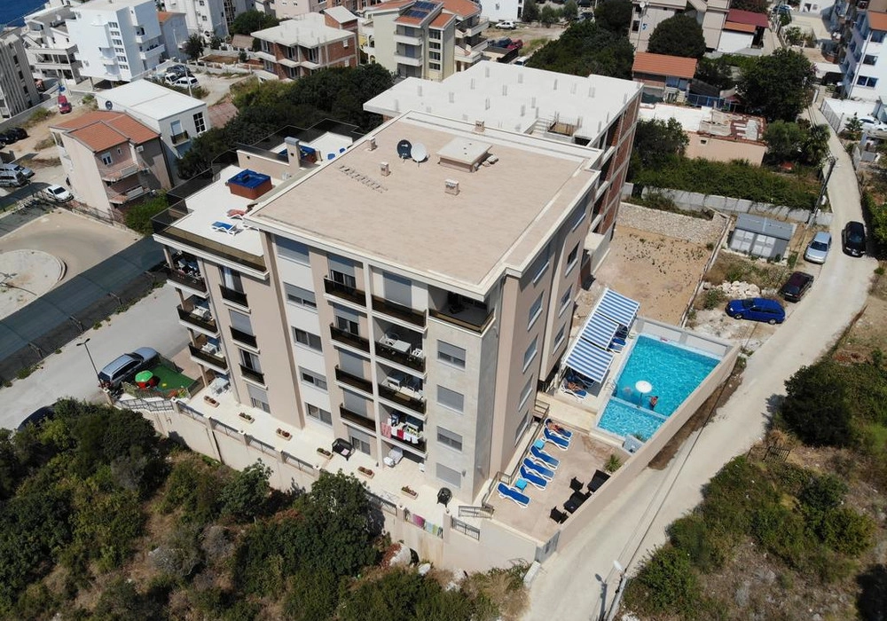 Hotel-sa-bazenom-u-Dobroj-Vodi-Bar-2 Hotel 740 m² – Dobra Voda, Bar — fotografija 3