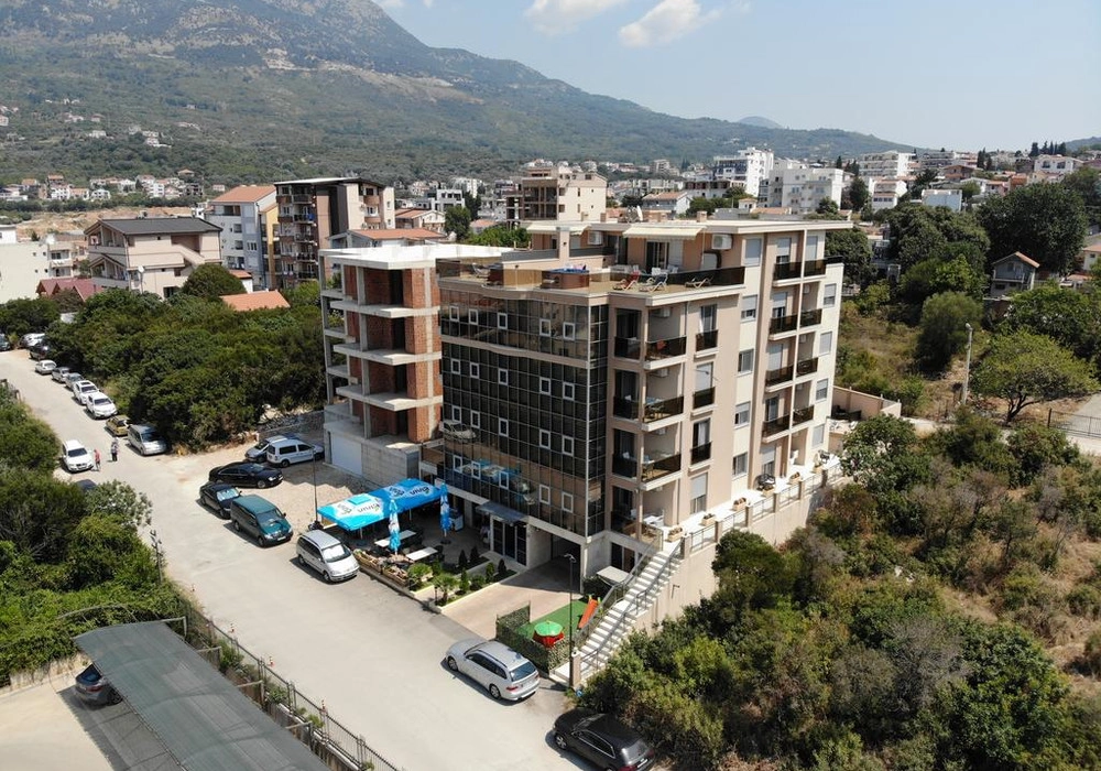 Hotel-sa-bazenom-u-Dobroj-Vodi-Bar-3 Hotel 740 m² – Dobra Voda, Bar — fotografija 4
