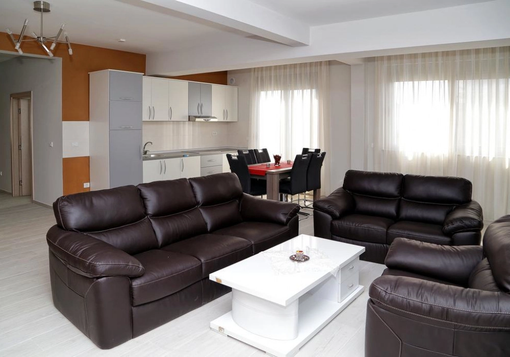 Hotel-sa-bazenom-u-Dobroj-Vodi-Bar-9 Hotel 740 m² – Dobra Voda, Bar — fotografija 10