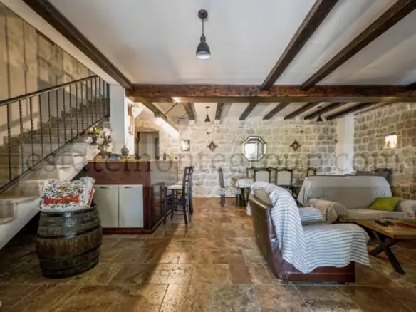 Kuća 415 m² – Dobrota, Kotor — fotografija 9