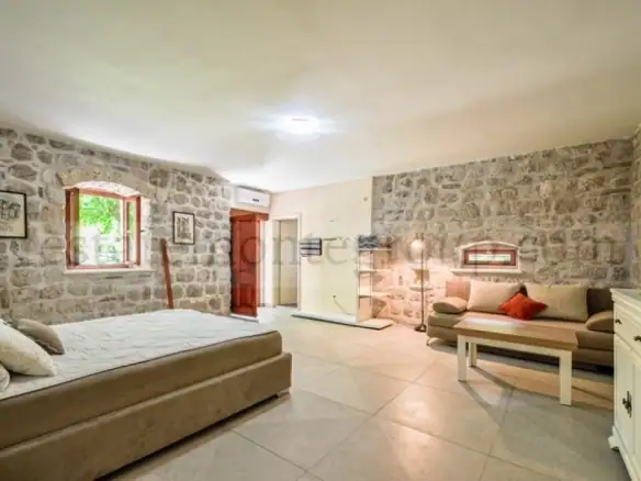 Kuća 415 m² – Dobrota, Kotor — fotografija 13