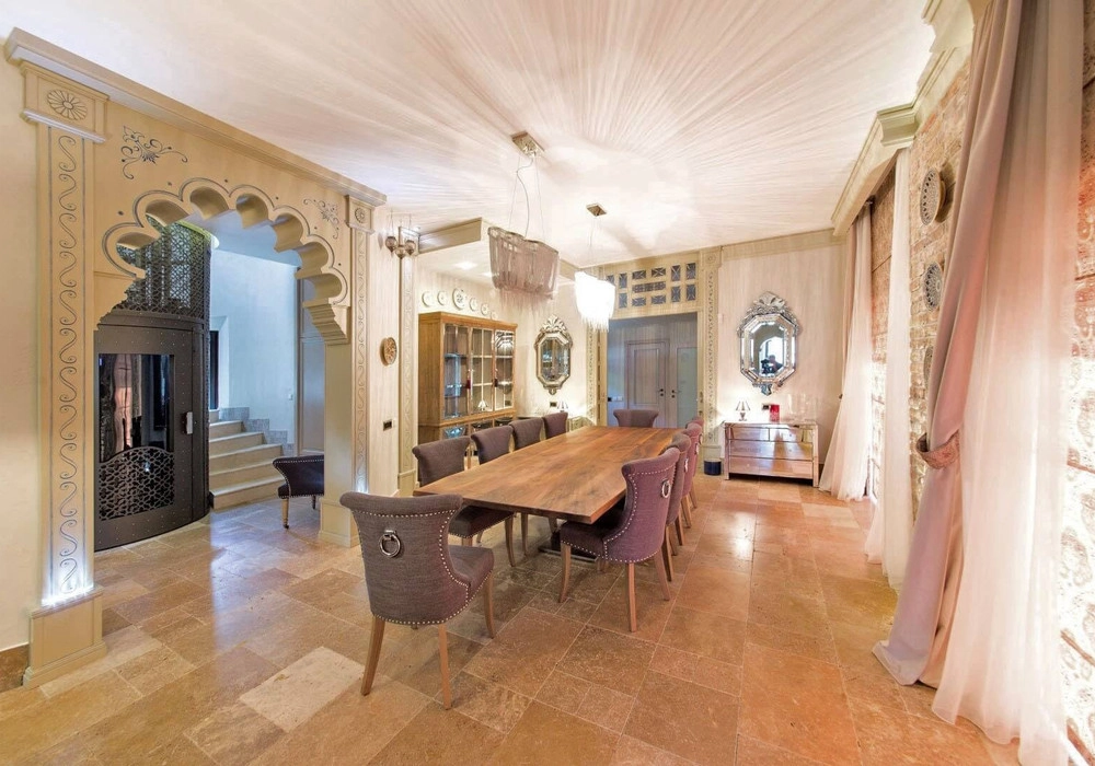 Kuca-sa-bazenom-u-Rezevicima-Budva-6 Kuća 500 m² – Reževići, Budva — fotografija 7