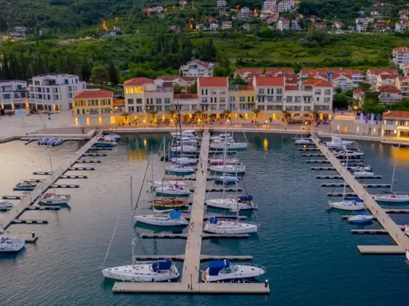 Četvorosoban stan 258 m² – Kumbor, Herceg Novi — fotografija 7