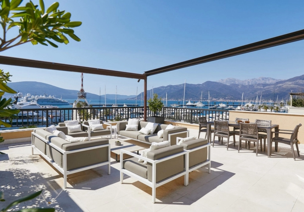 Trosoban-stan-u-Porto-Montenegru-Gorica-Tivat-2 Trosoban stan 380 m² – Gorica, Tivat — fotografija 3