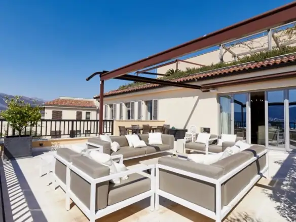 Trosoban stan 380 m² – Gorica, Tivat — fotografija 4