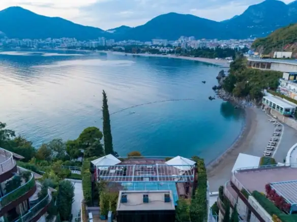 Četvorosoban stan 576 m² – Boreti, Budva — fotografija 3