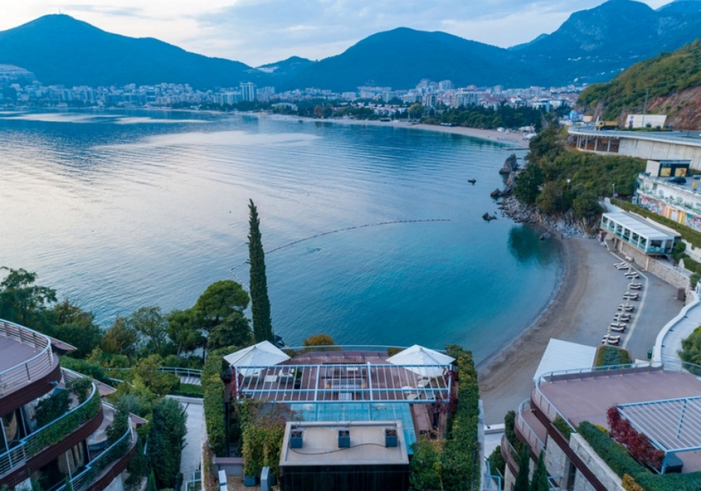 Cetvorosoban-stan-u-kompleksu-Dukley-Gardens-Boreti-Budva-2 Četvorosoban stan 576 m² – Boreti, Budva — fotografija 3