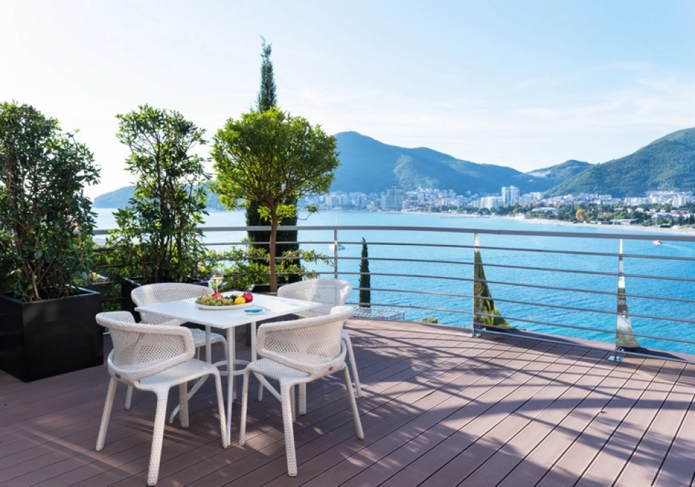 Trosoban-stan-u-Dukley-Gardens-Boreti-Budva-1 Trosoban stan 571 m² – Boreti, Budva — fotografija 2