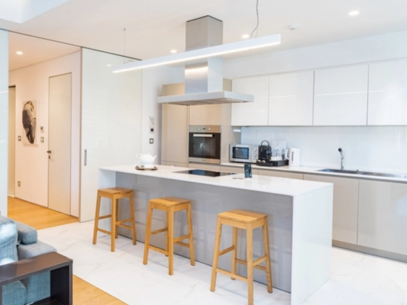 Trosoban stan 571 m² – Boreti, Budva — fotografija 14