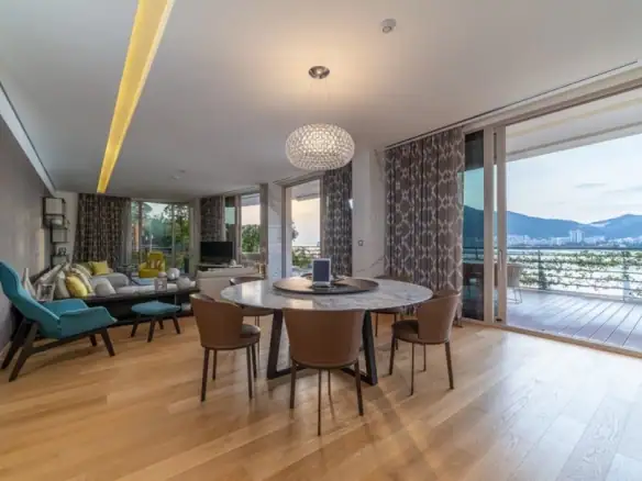 Trosoban stan 569 m² – Boreti, Budva — fotografija 6