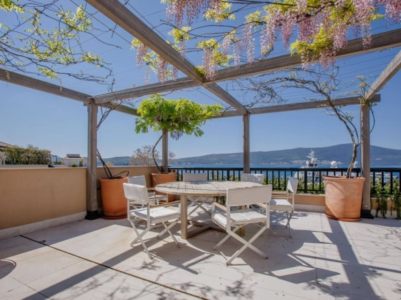 Četvorosoban stan 397 m² – Gorica, Tivat — fotografija 7