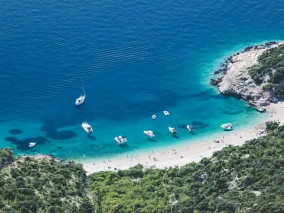 Plac 4.500 m² – Reževići, Budva — fotografija 2