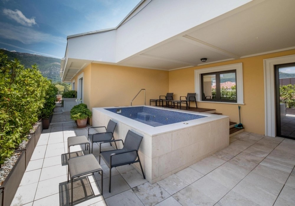 Cetvorosoban-stan-u-Porto-Montenegru-Gorica-Tivat-9 Četvorosoban stan 600 m² – Gorica, Tivat — fotografija 10