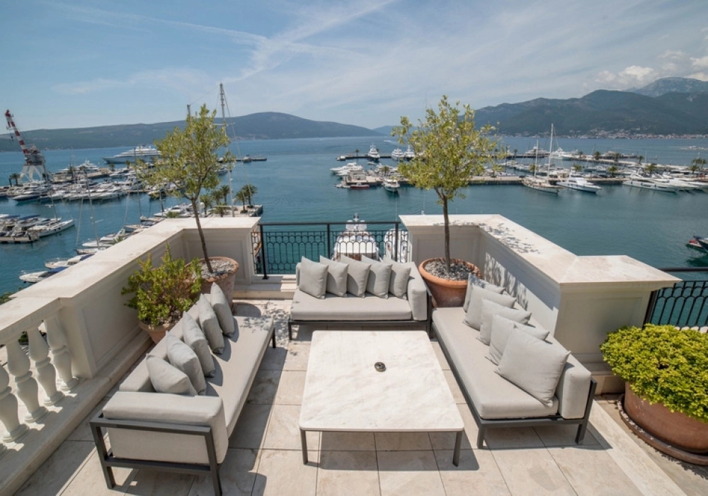 Cetvorosoban-stan-u-Porto-Montenegru-Gorica-Tivat-10 Četvorosoban stan 600 m² – Gorica, Tivat — fotografija 11
