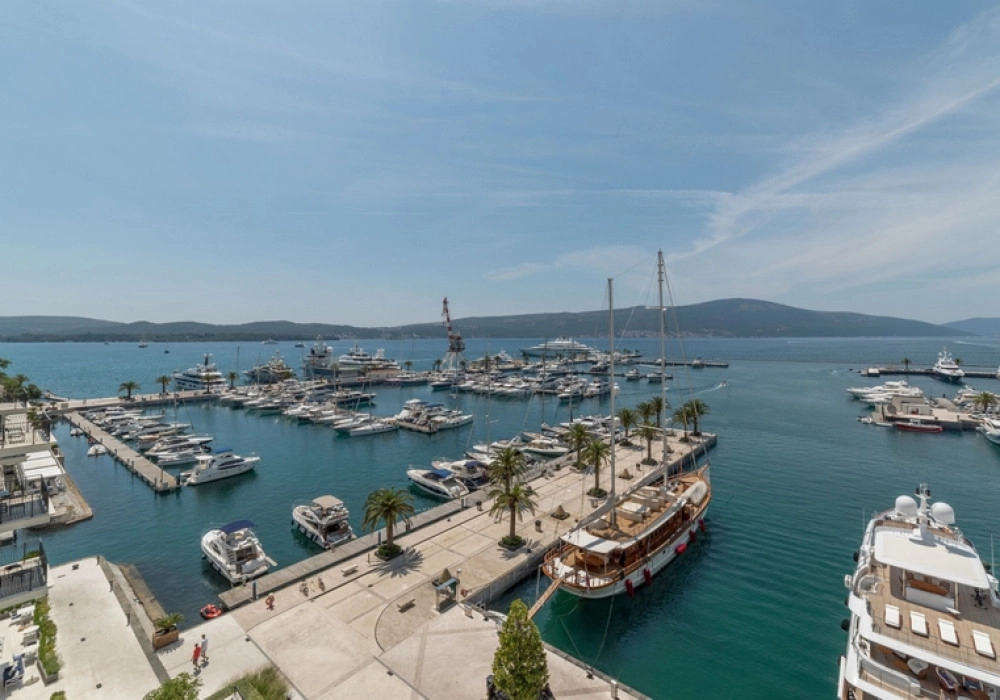 Cetvorosoban-stan-u-Porto-Montenegru-Gorica-Tivat-12 Četvorosoban stan 600 m² – Gorica, Tivat — fotografija 13