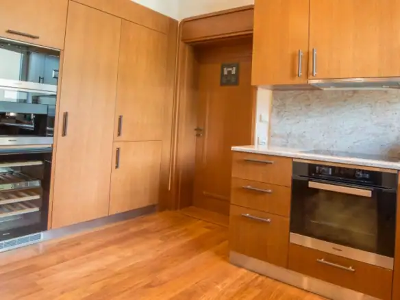 Četvorosoban stan 190 m² – Gorica, Tivat — fotografija 11