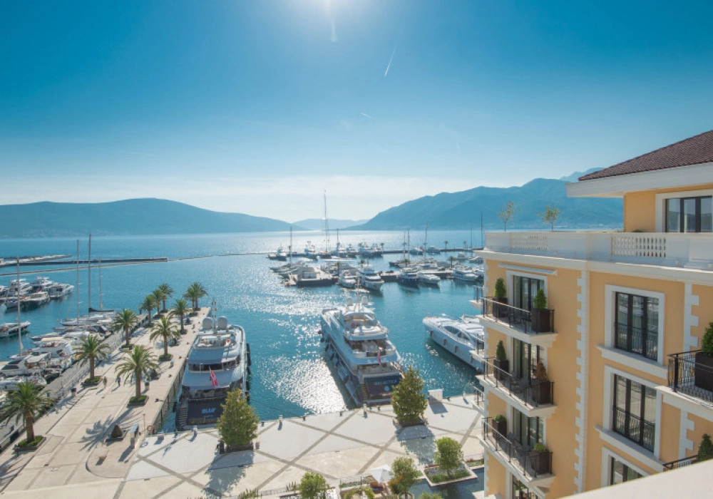 Cetvorosoban-stan-u-Porto-Montenegru-Gorica-Tivat-11 Četvorosoban stan 190 m² – Gorica, Tivat — fotografija 12