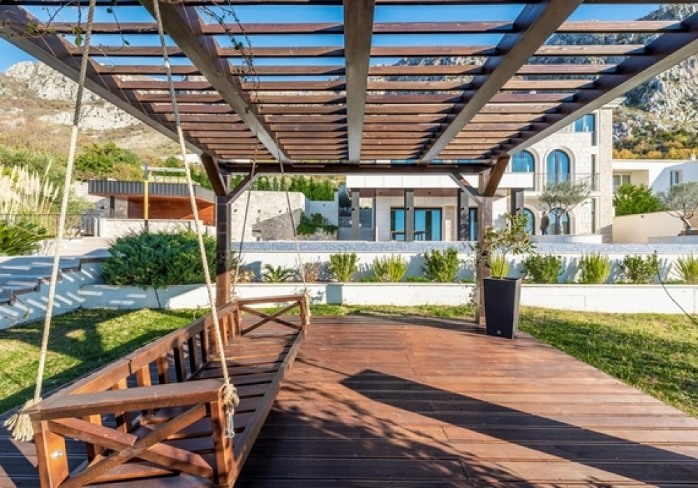 Kuca-sa-bazenom-u-Blizikucama-Budva-11 Kuća 496 m² – Blizikuće, Budva — fotografija 12