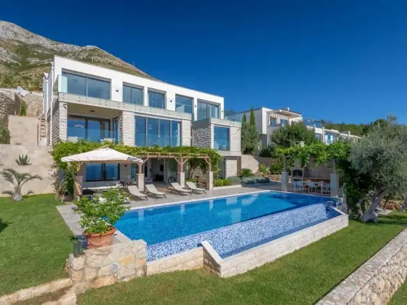 Kuća 550 m² – Reževići, Budva — fotografija 4