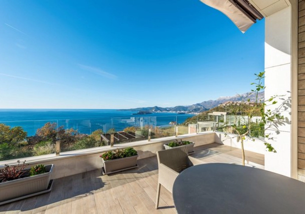 Kuca-sa-bazenom-u-Blizikucama-Budva-11 Kuća 496 m² – Blizikuće, Budva — fotografija 12
